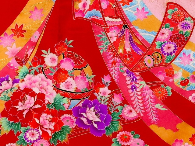 お宮参り着物正絹（初着・産着）女児G7-2 熨斗目模に手毬・華柄 8大