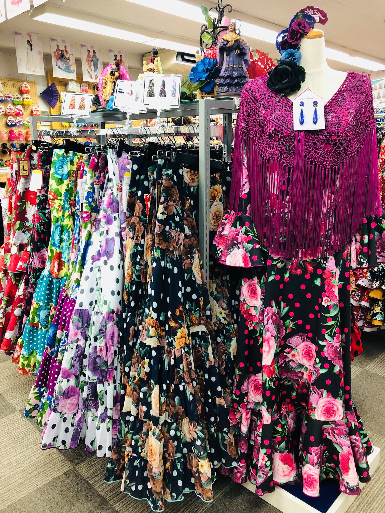 レースアバニコ