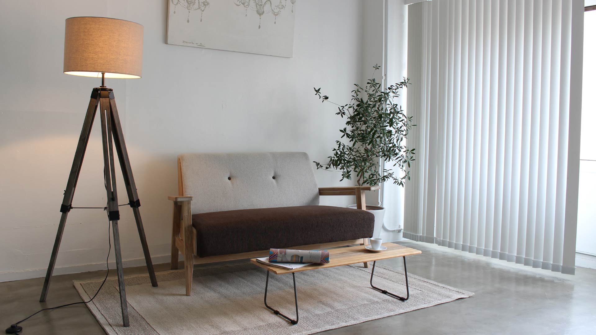 Vieri nova ビエリノバ フロアランプ | 広告紹介商品 | 【公式】ディ