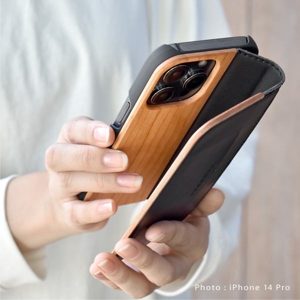 □【14Pro】「iPhone 14Pro FLIPCASE」木目が美しい手帳型アイフォン
