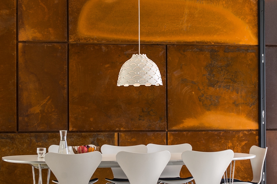 LC Shutters（LCシャッターズ ）Louis Poulsen（ルイスポールセン