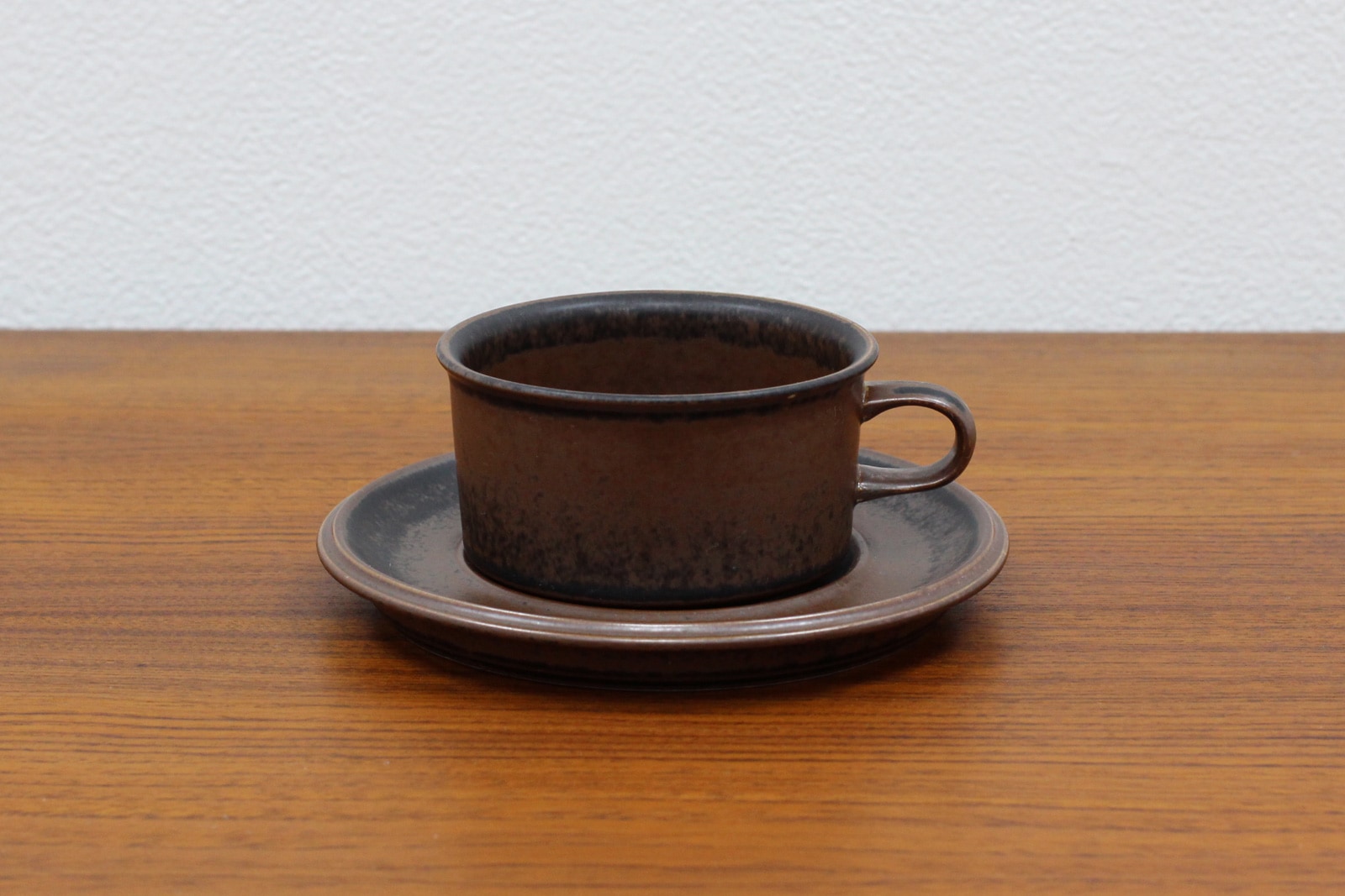 ○ヴィンテージ 食器 ARABIA ルスカ カップ＆ソーサー | 北欧,食器