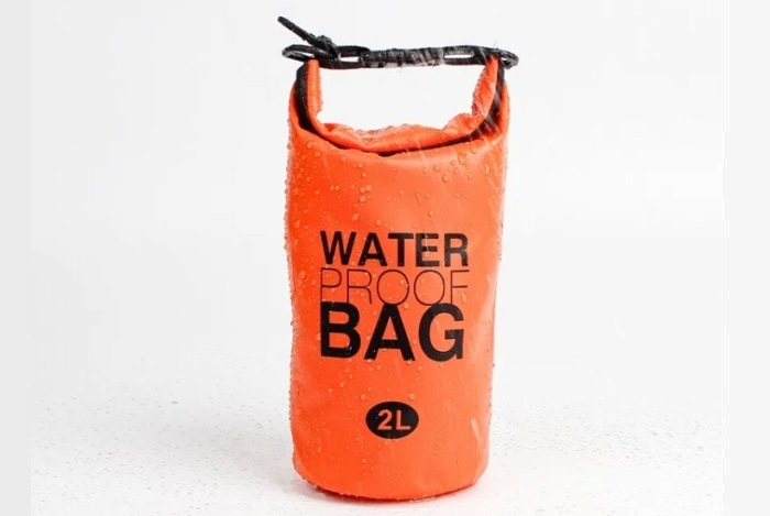 防水ドライバッグS』 2リットル コンパクトサイズ 3カラー ロール
