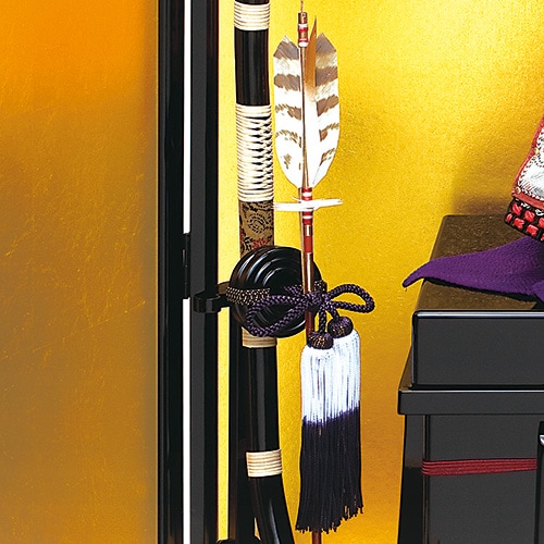 真多呂人形 | 五月人形,一冑作 兜飾り 一冑作 五分の三 極上沢瀉兜飾り