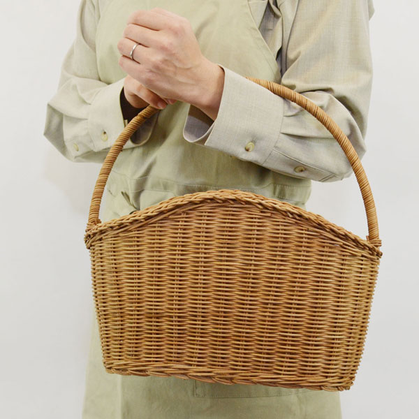 ラタン製 マガジンバスケット 雑誌 新聞 本 収納 籐かご