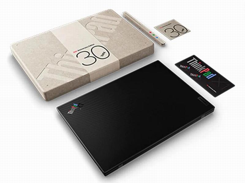 ThinkPad30周年記念モデル「ThinkPad X1 Carbon Gen 10 30th
