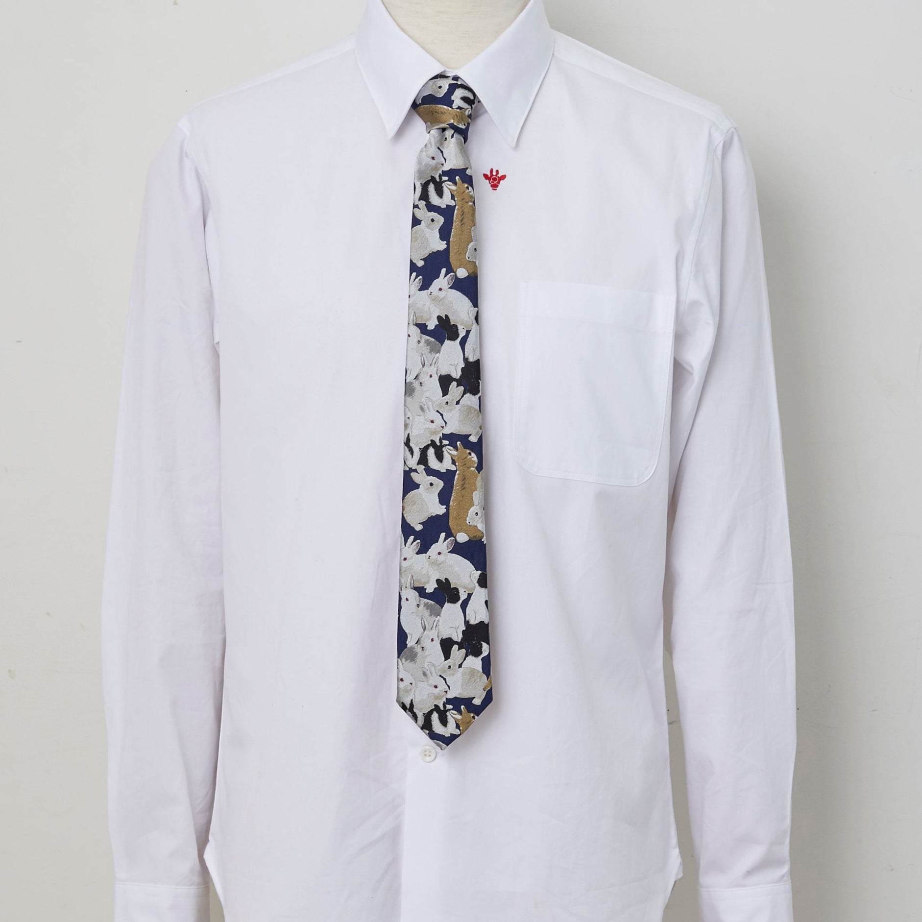 カワイイに、油断禁物？！｜ラビットタイ NAVY – giraffe ONLINE SHOP