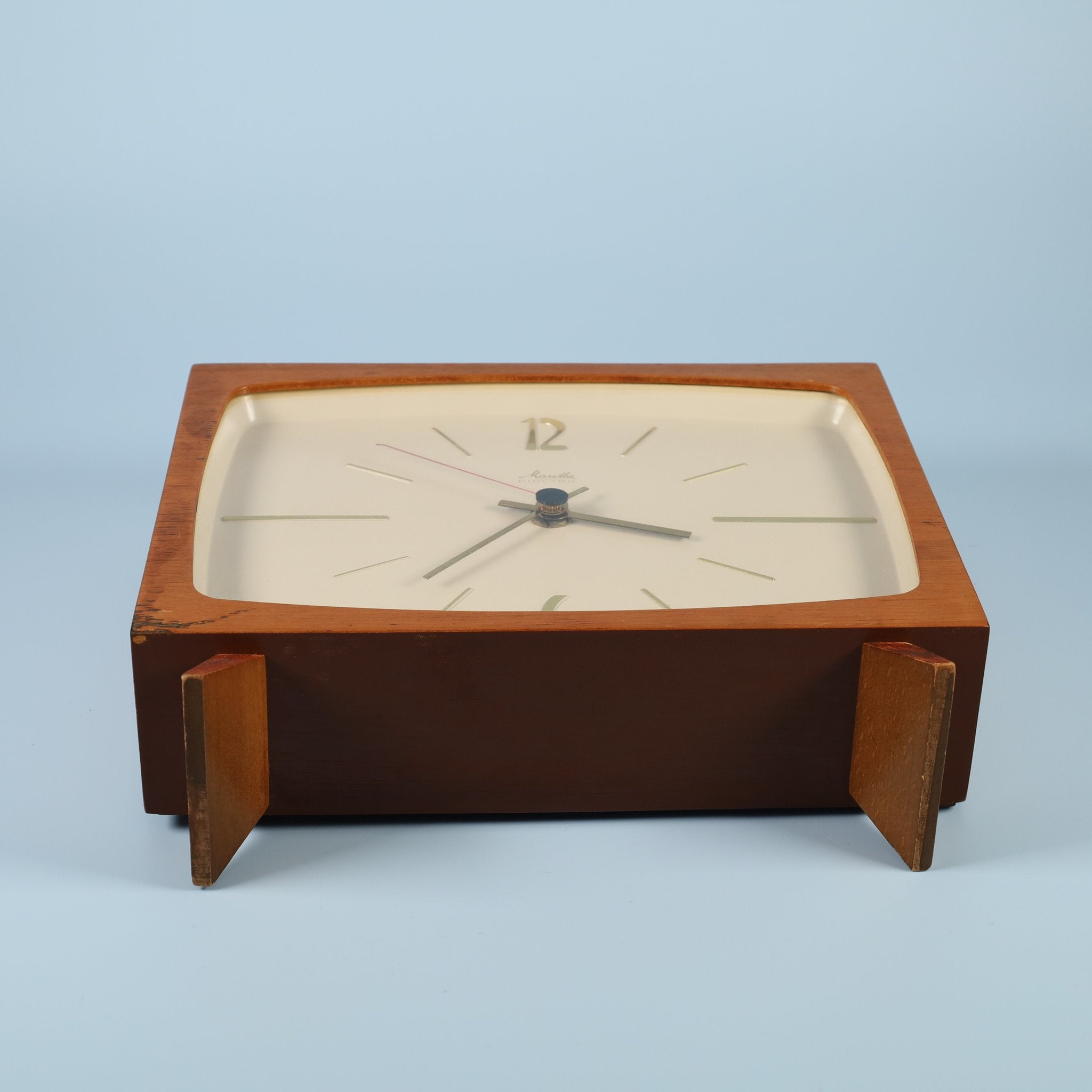 静寂の革命者 ― 1960年代ドイツが夢見た未来を刻む、マウテ社の