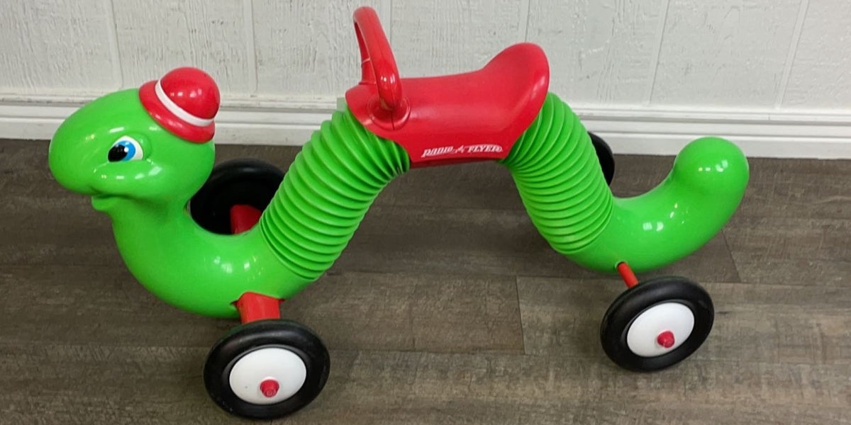 Radio Flyer Inchworm Ride On, Green