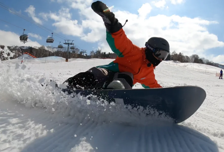 スノーボードのレッスンプロとして活躍されているスノボー先生のGoody