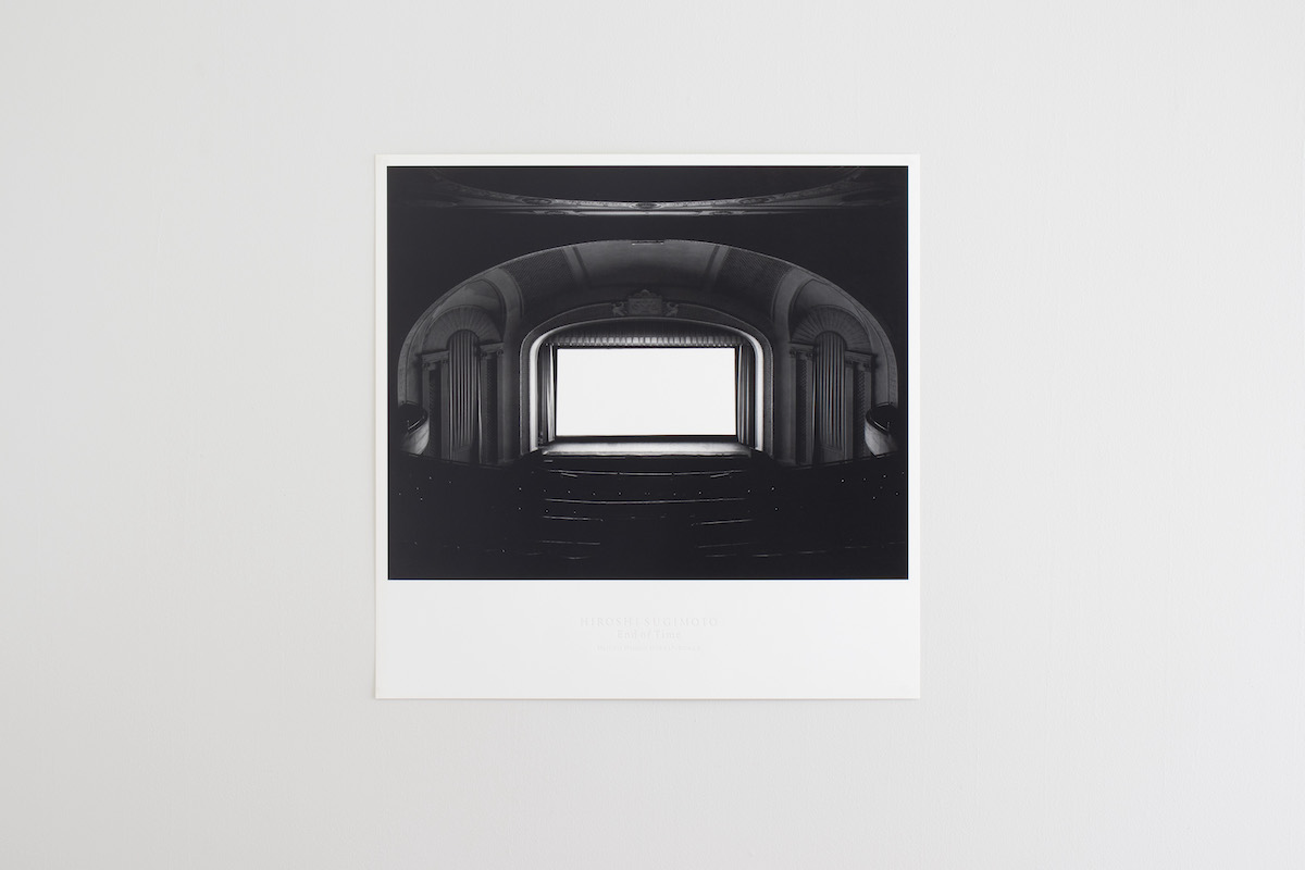 杉本博司の名作がコレクティブルなポスターになっている。見つけたら