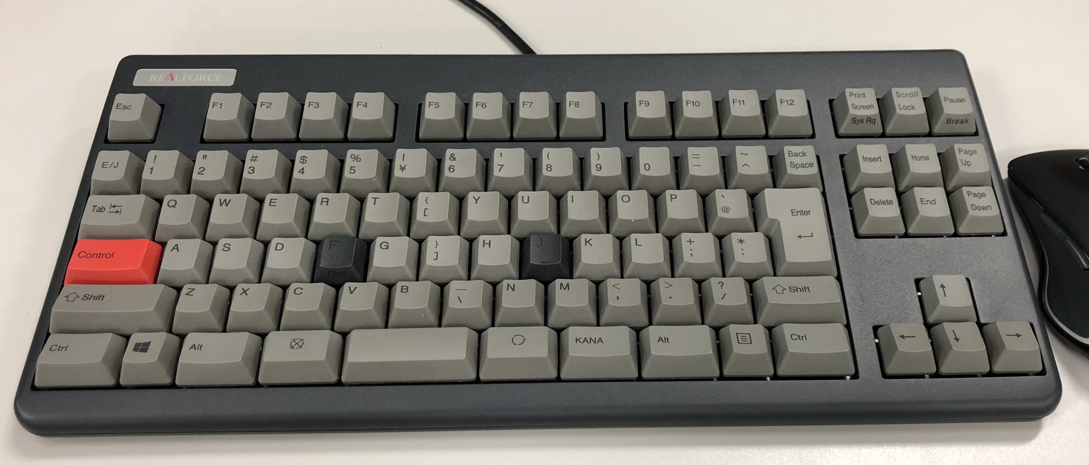 東プレRealForce 91UG-Sのカスタマイズとレビュー – 親指シフトに最適