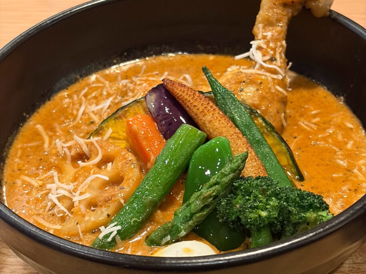 上越市】北海道・札幌のソウルフード「スープカレー」が味わえる上越初