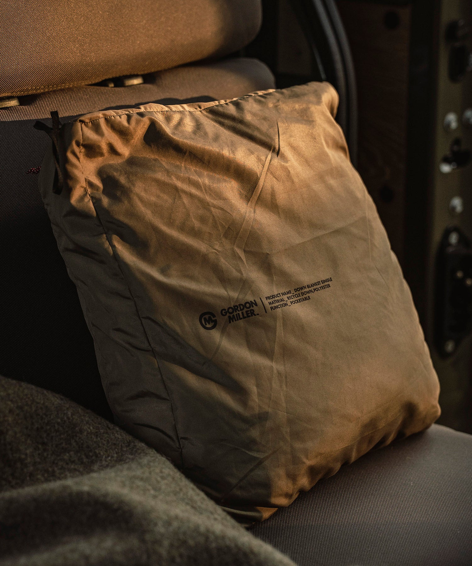 NANGA 別注 ダウン ブランケット – GORDON MILLER