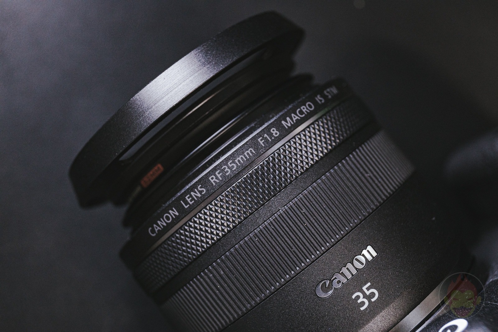 レビュー】RF35mm F1.8 MACRO IS STM＋非純正メタルレンズフード
