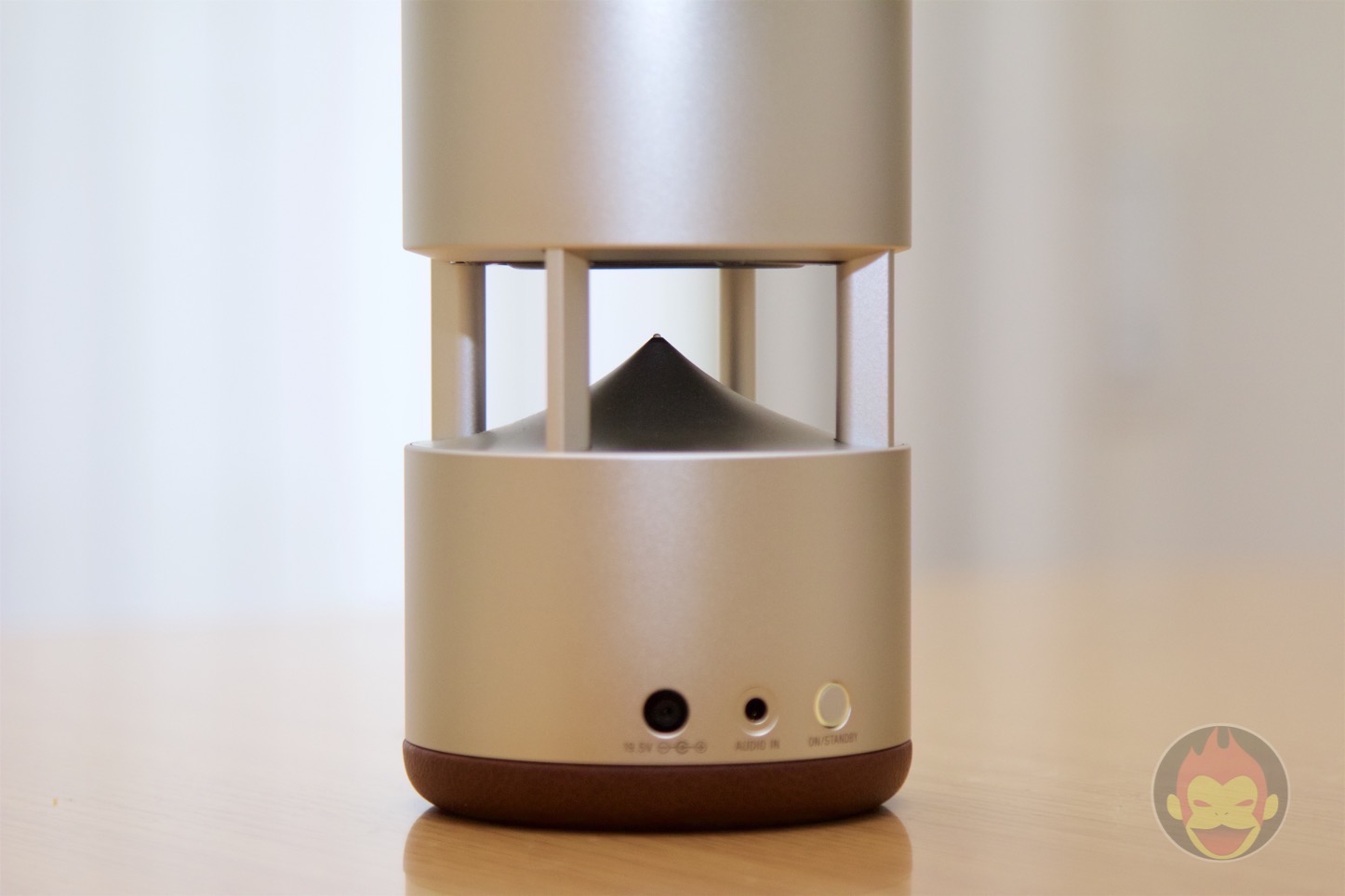 レビュー】ソニーのランタン型スピーカー「LSPX-S1」は空間を包み込む