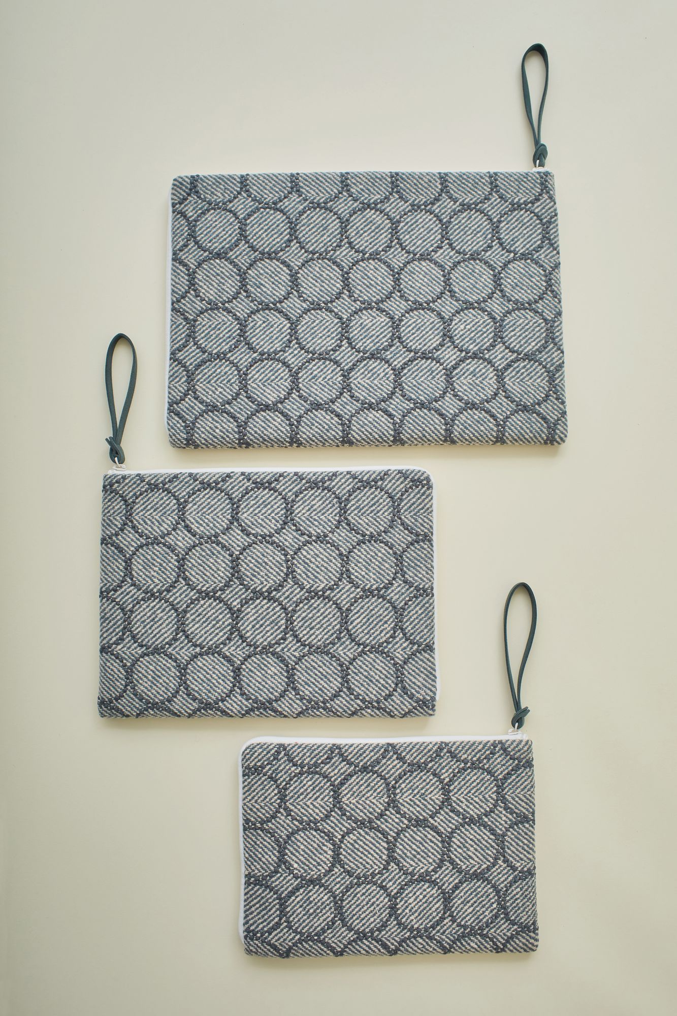 tambourine pc pal / tablet pal - minä perhonen