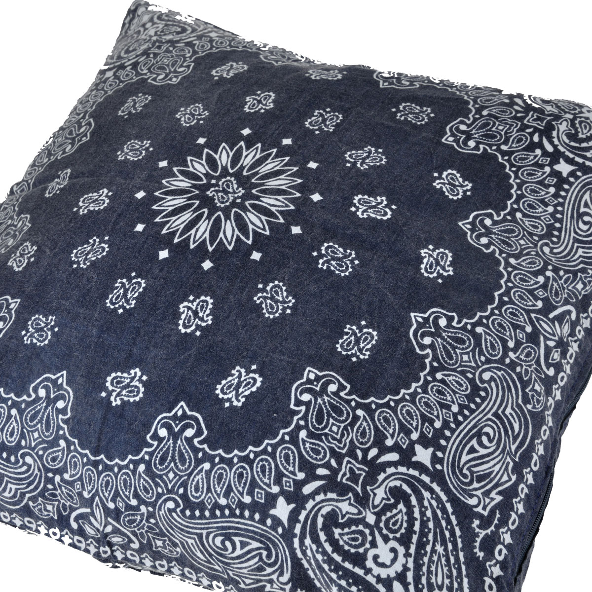 PAISLEYS BANDANA柄CUSHION COVER/STONE WASH[ペイズリーバンダナ柄