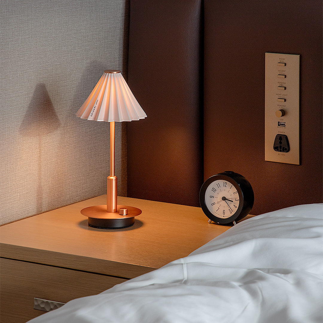 ORIGAMI LAMP PORTABLE（オリガミランプ ポータブル）