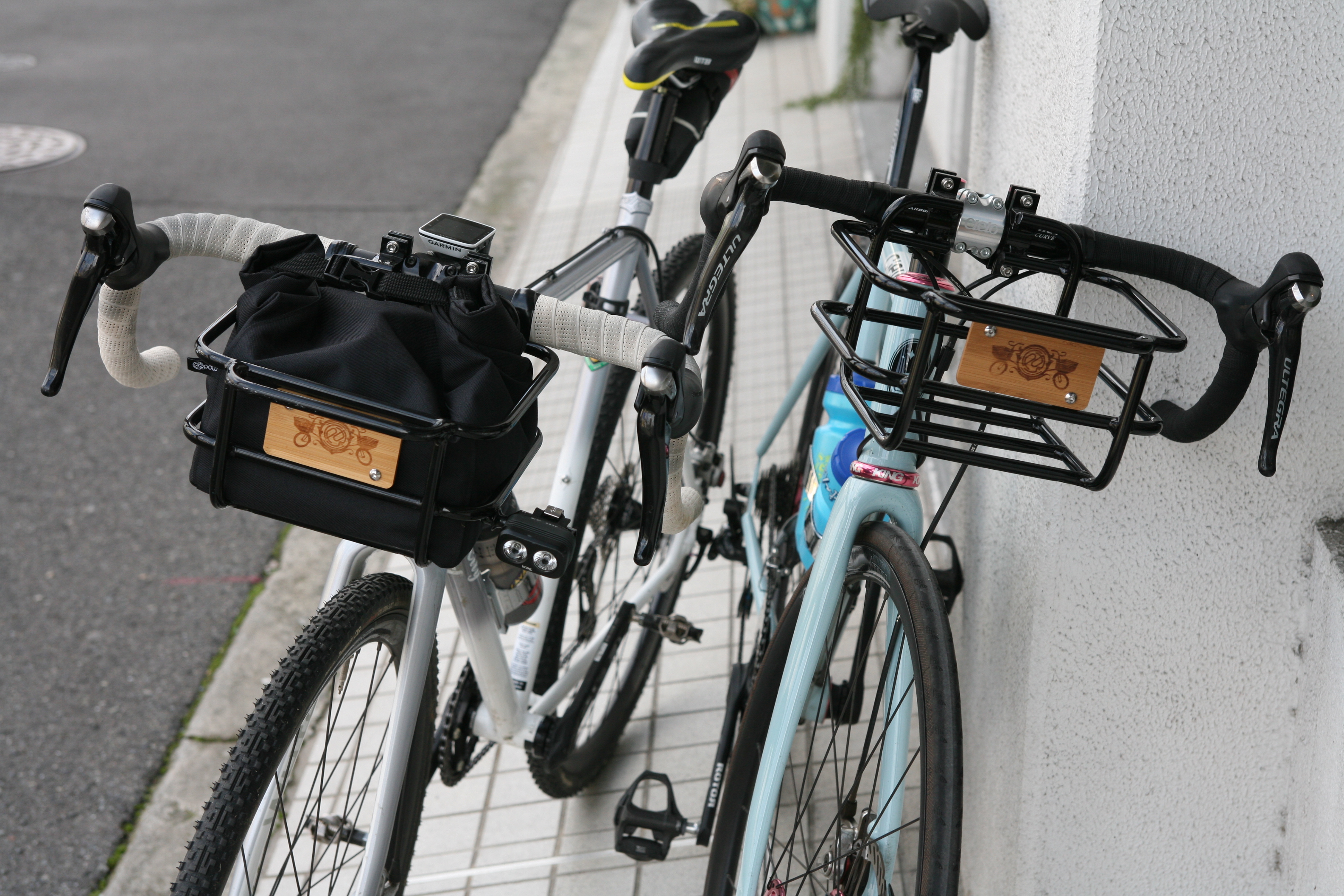 人気すぎな便利な前かご。PDW(Portland Design Works) Takeout Basket