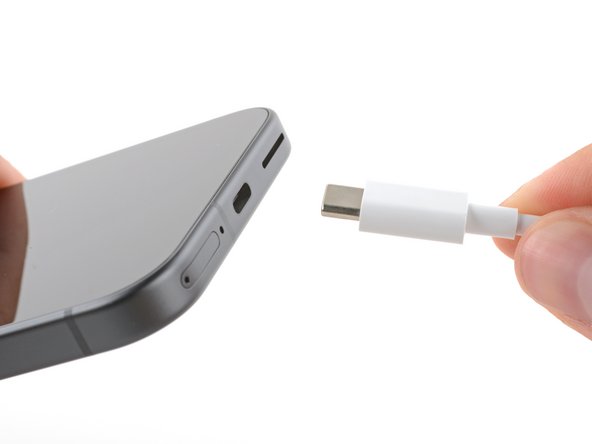 Google Pixel 9 Pro XL ワイヤレス充電アセンブリの交換 - iFixit 修理