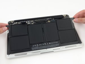 MacBook Air 11インチ Early 2014 修理のヘルプ: 自分で修理する方法を学ぶ