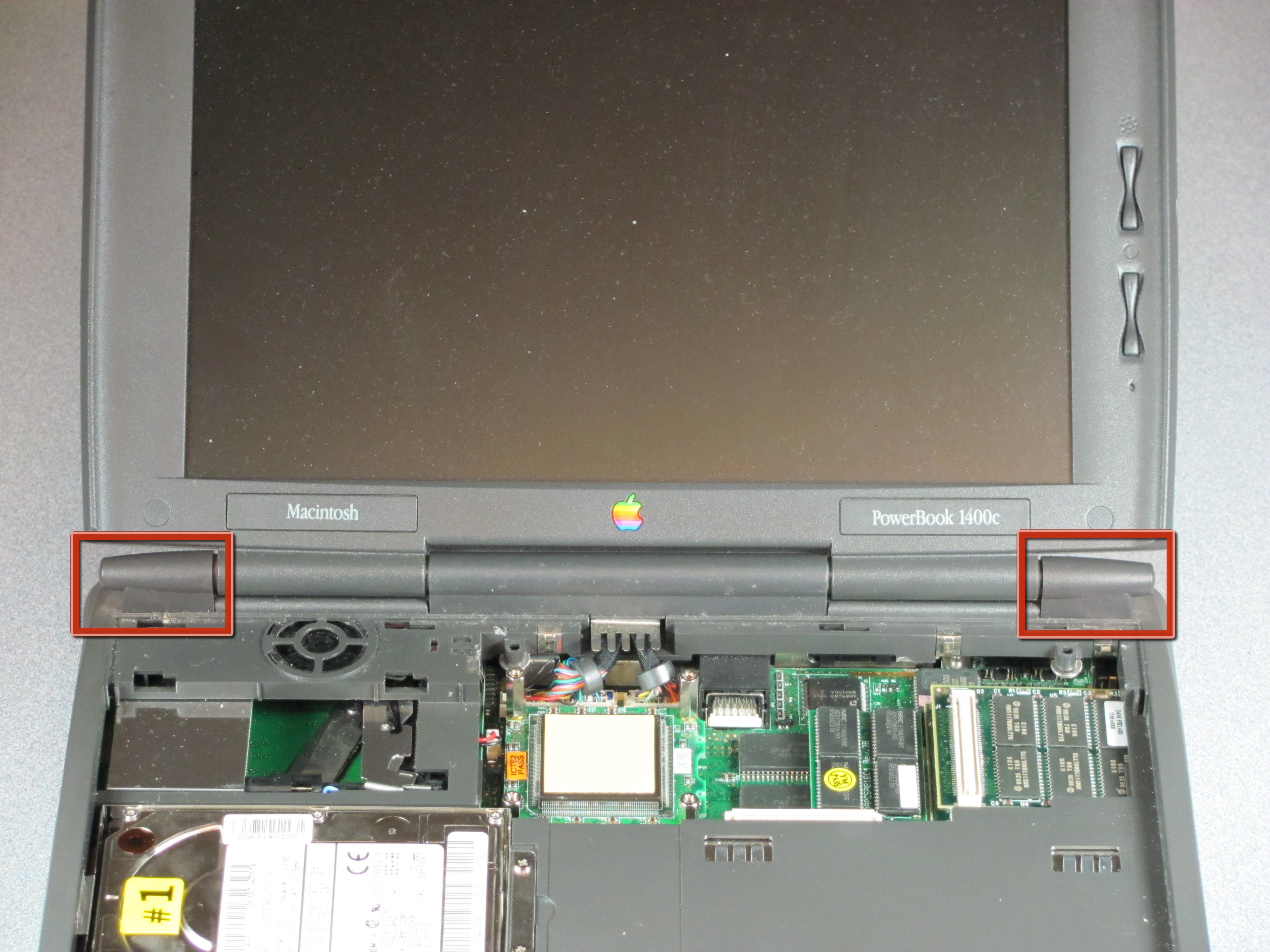 Replacing the Macintosh PowerBook 1400c Monitor - iFixit Repair Guide