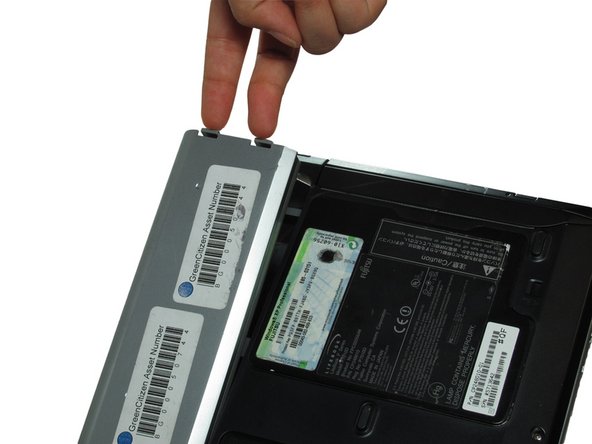 Fujitsu LIFEBOOK P7010D Hard Drive Replacement - iFixit Repair Guide