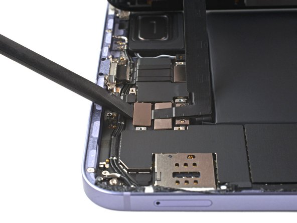 iPad Mini 6 電源ボタンの交換 - iFixit 修理ガイド