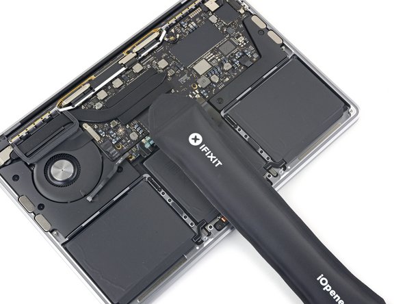 MacBook Pro 13インチ Two Thunderbolt Ports 2020 バッテリーの交換