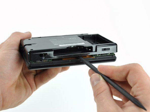 Nintendo DS Lite 下部 LCDの交換 - iFixit 修理ガイド