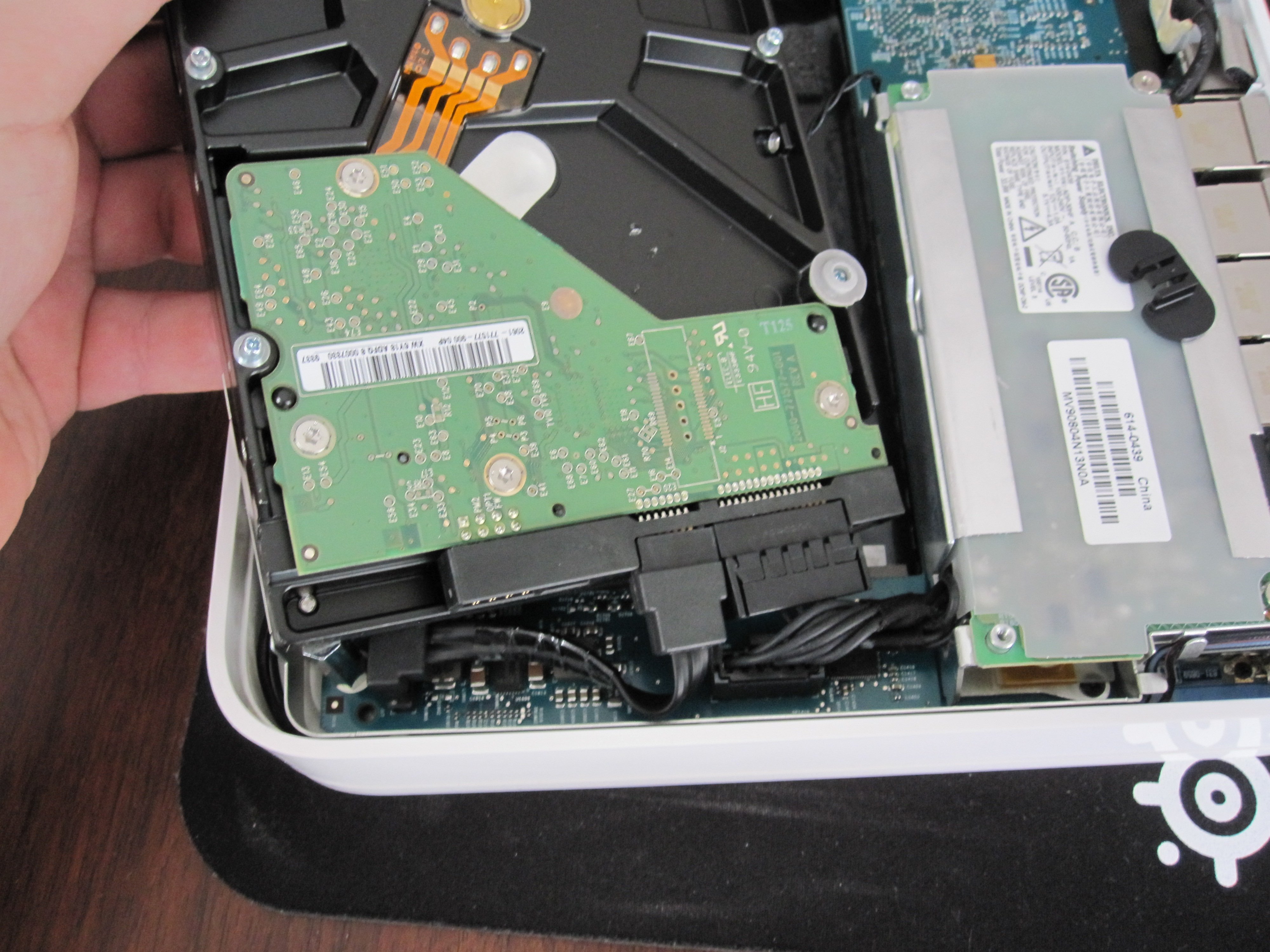 Apple Time Capsule Model A1302 Hard Drive Replacement - iFixit