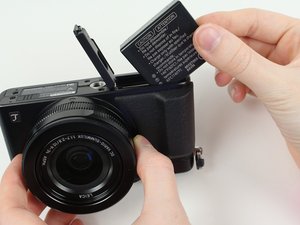 Panasonic LUMIX DMC-LX100のヘルプ: 自分で修理する方法を学ぶ