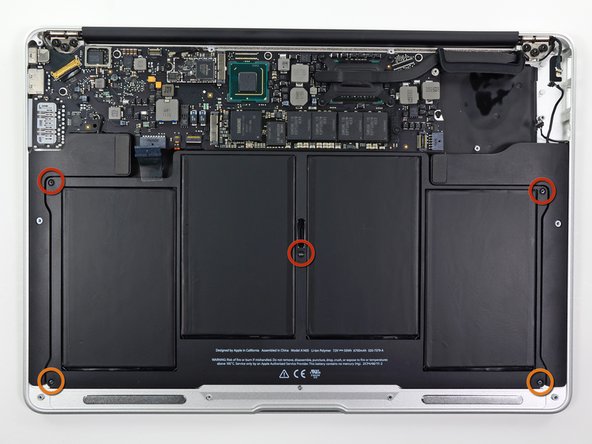 MacBook Air 13インチ Mid 2012のディスプレイアセンブリの交換