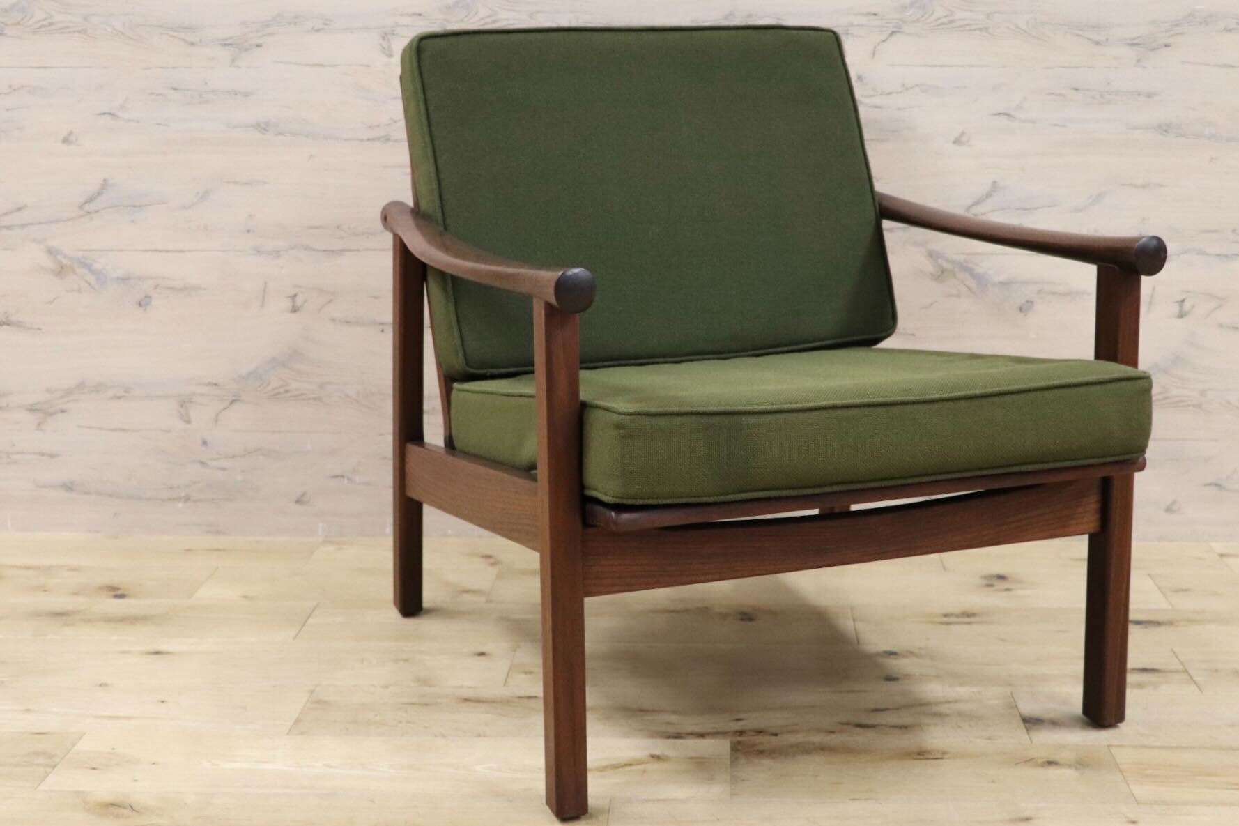 GMHS533B○オールドマルニ / maruni 孔雀 60年代 アームチェア 1人掛け