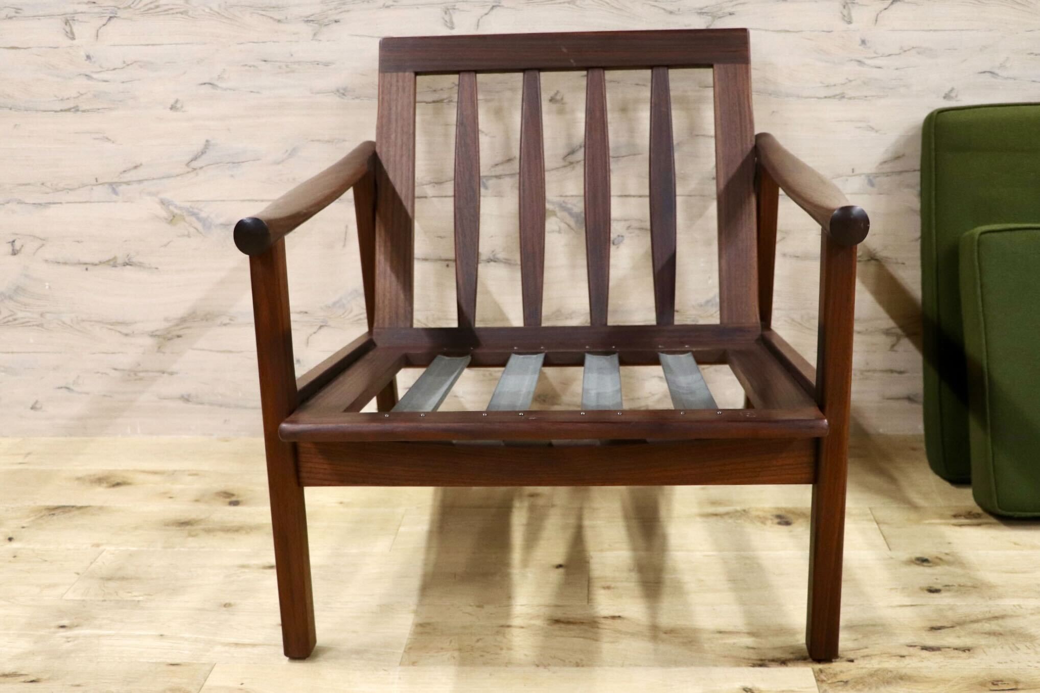 GMHS533B○オールドマルニ / maruni 孔雀 60年代 アームチェア 1人掛け