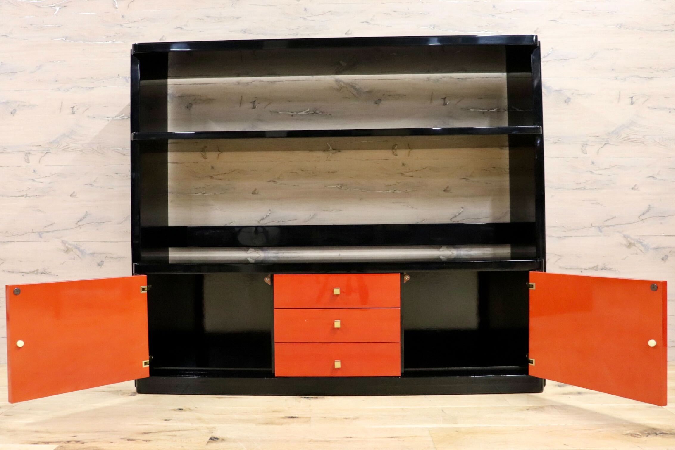 GMHS187○輪島塗り 飾り棚 サンゴ 茶箪笥 茶棚 収納棚 朱色 伝統工芸