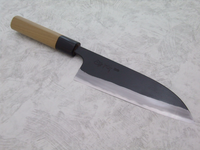 日本の名工 重房作 （飯塚解房） 黒打ち 三徳 水牛桂朴柄 - 川口金物店