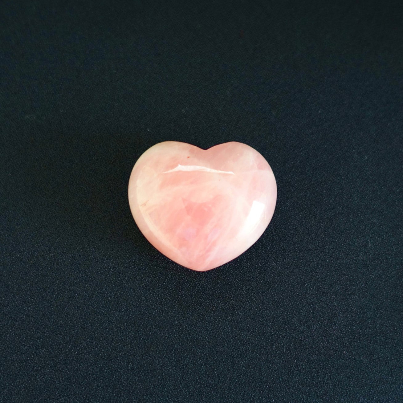 ハート型ローズクォーツ ペーパーウェイト《幅44mm/61g