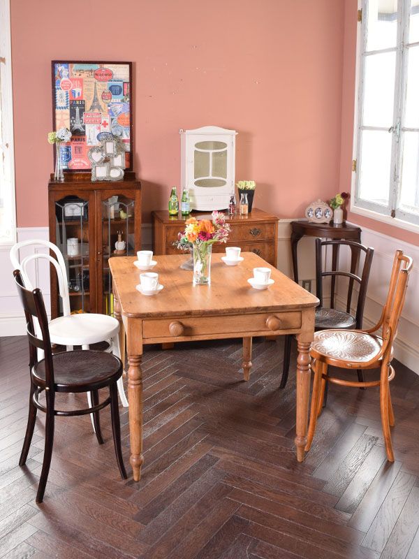 イギリスのナチュラルなアンティーク家具、2人掛けのパイン材