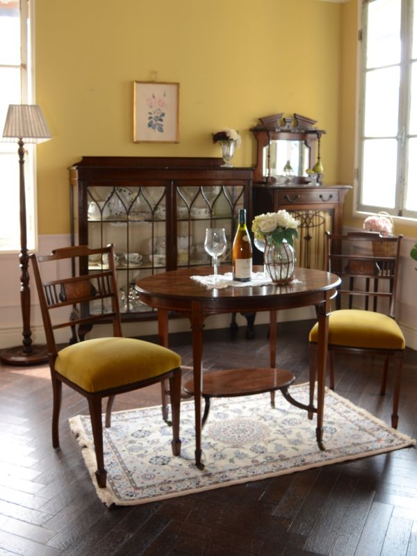 アンティークのサロンチェア、美しい象嵌が入ったイギリスのサイド