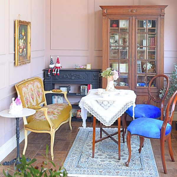 イギリスアンティークのおしゃれな食器、ロイヤルアルバートクラウン