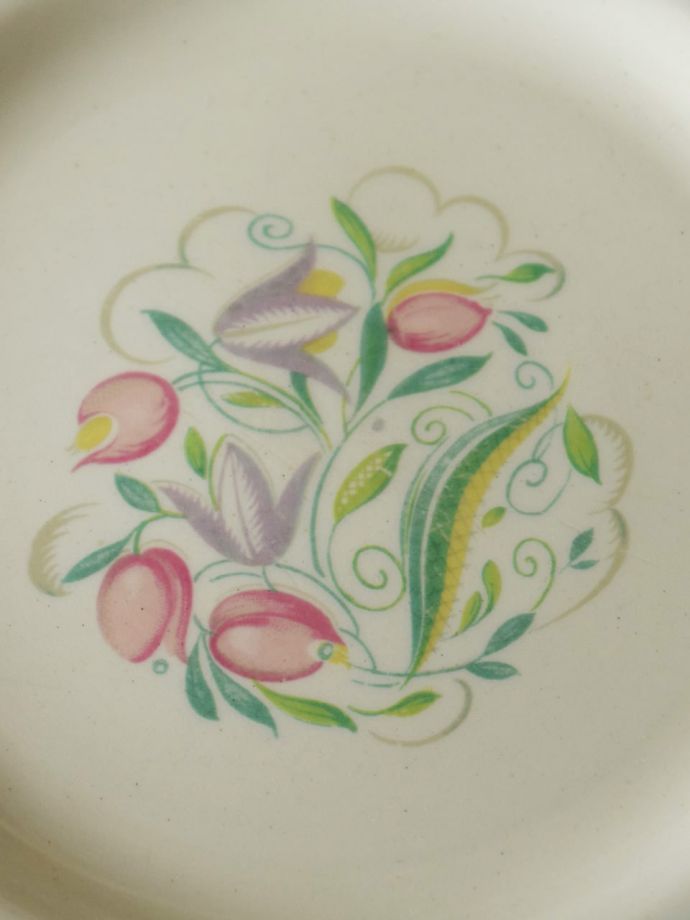 スージークーパー（Susie Cooper）のビンテージ食器、ドレスデン