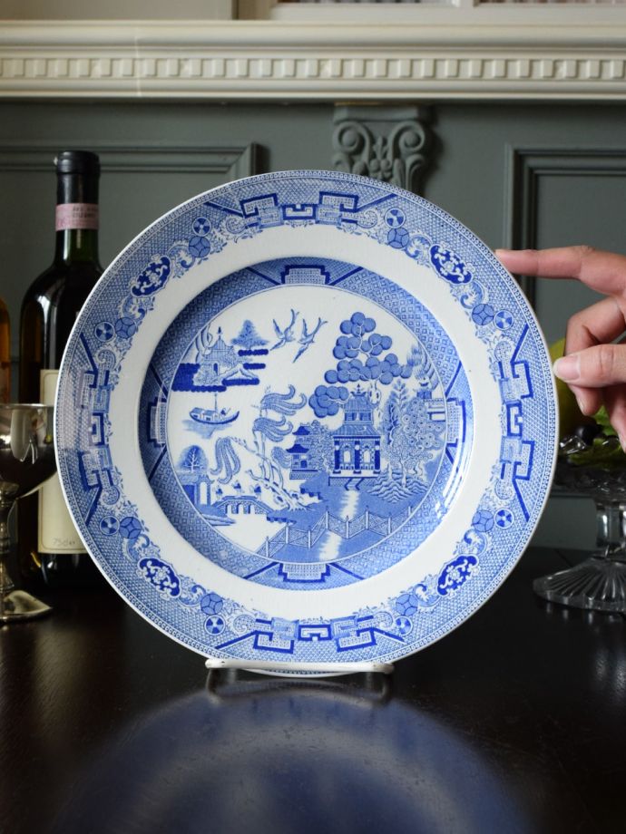 イギリスから届いたブルー＆ホワイトのお皿、ブルーウィローの