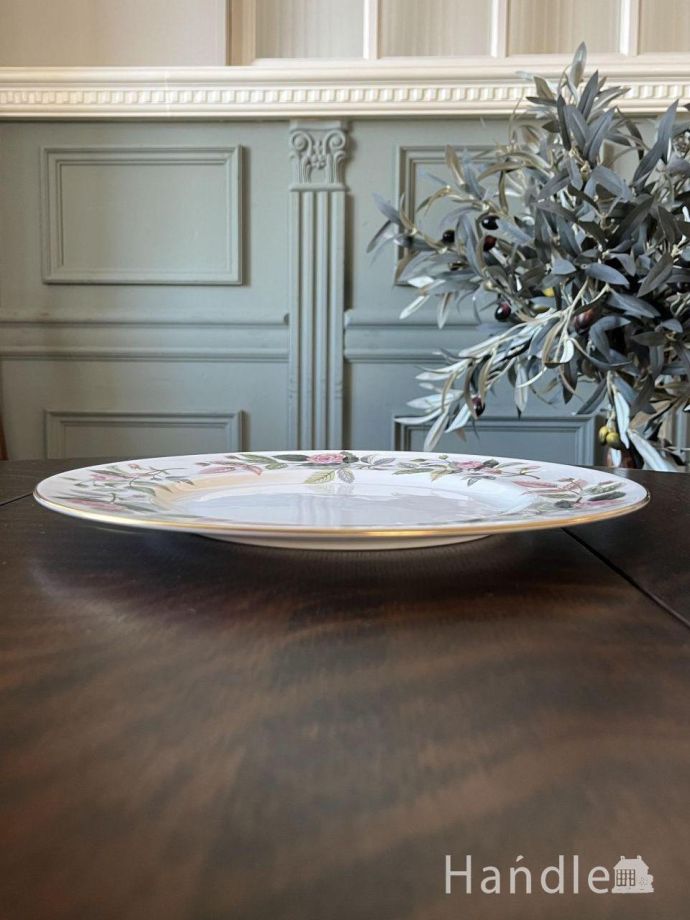 ウェッジウッドのハサウェイローズ、アンティークのディナープレート(m