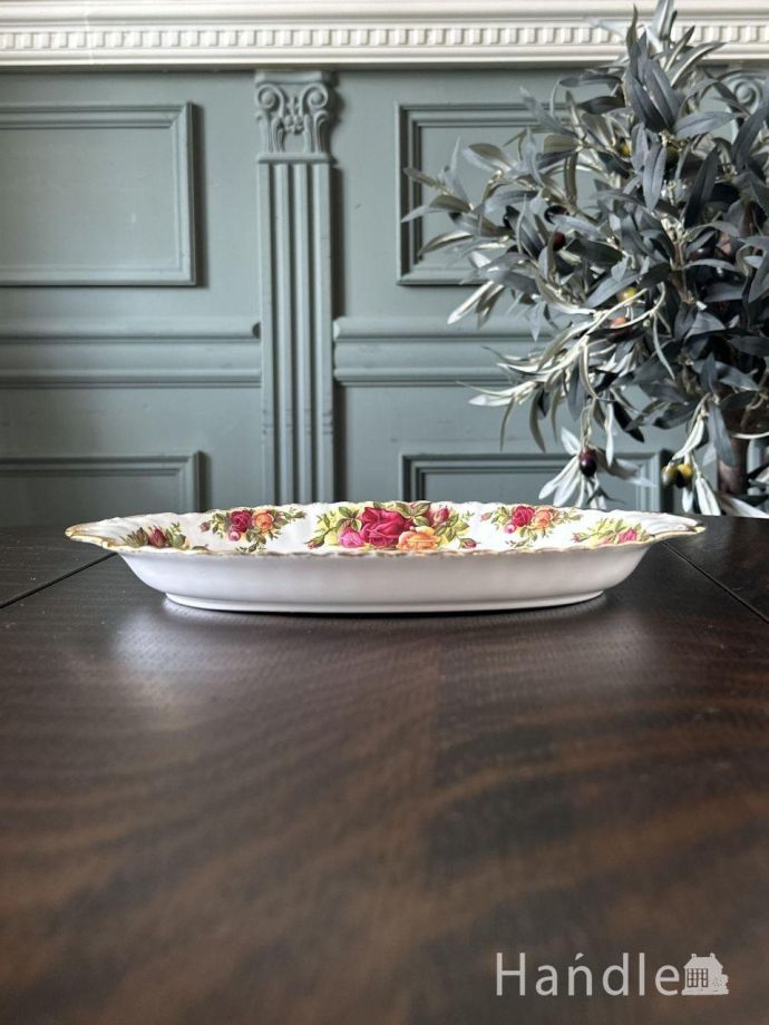 ロイヤルアルバート社のアンティークオーバルプレート、オールド