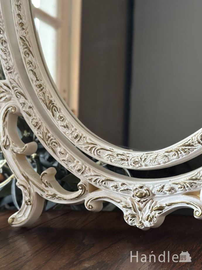 大きなリボンが可愛いアンティークのミラー、フランスから届いた白い