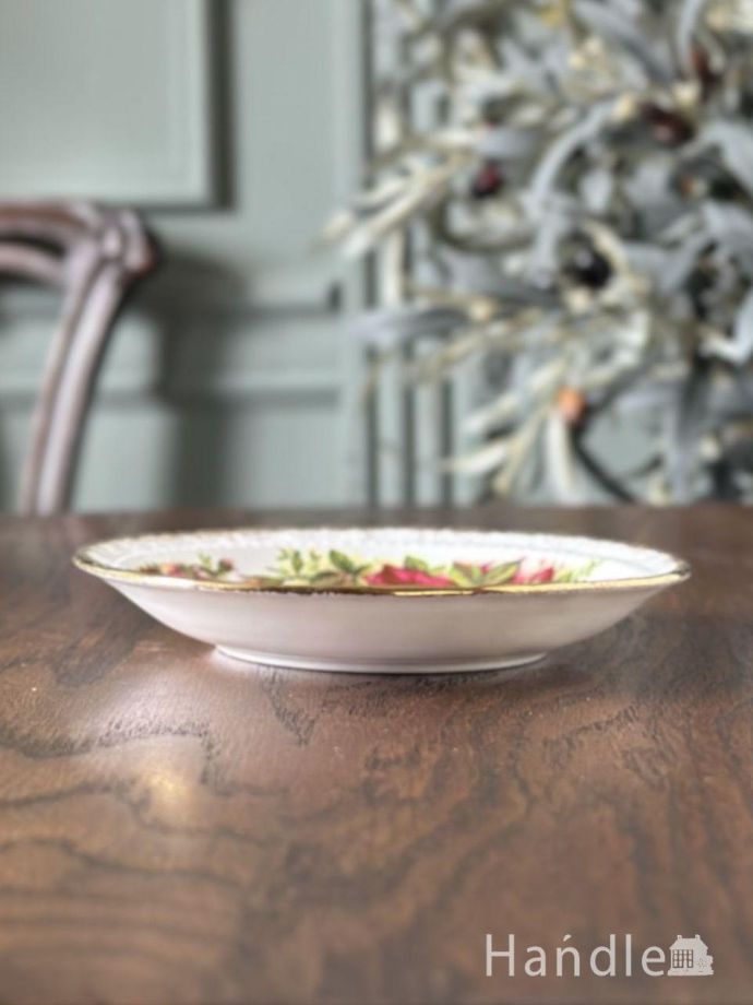 ロイヤルアルバート社のアンティークプレート、オールドカントリー