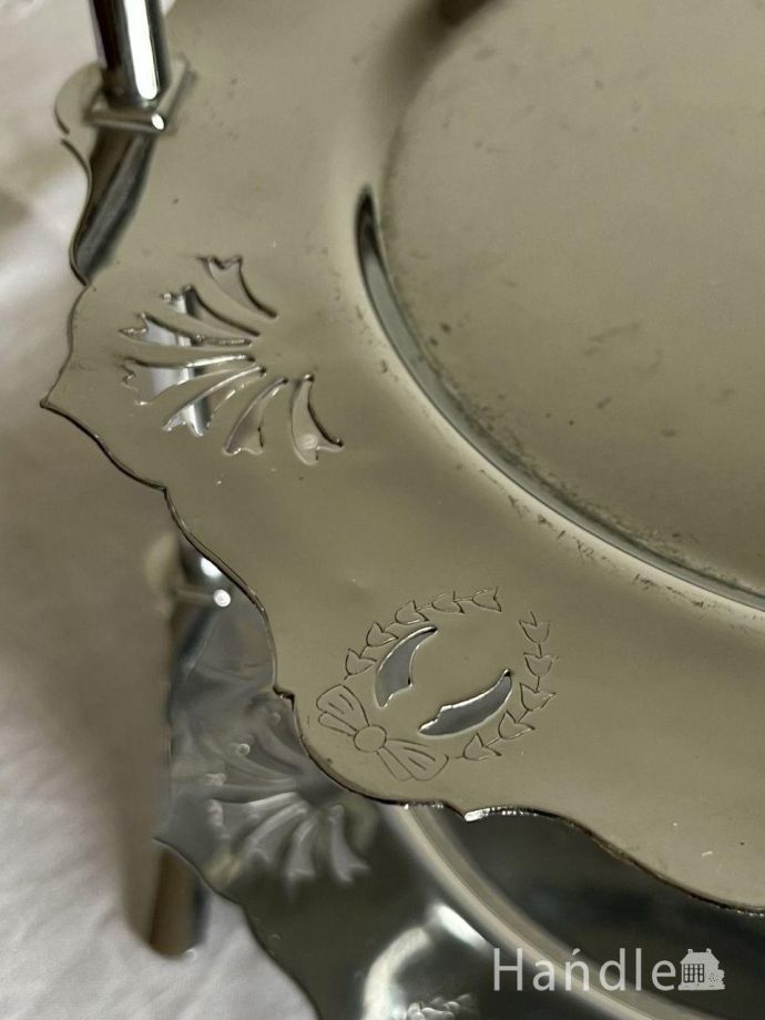 英国アンティークのシルバープレート器、アフタヌーンティー用のケーキ