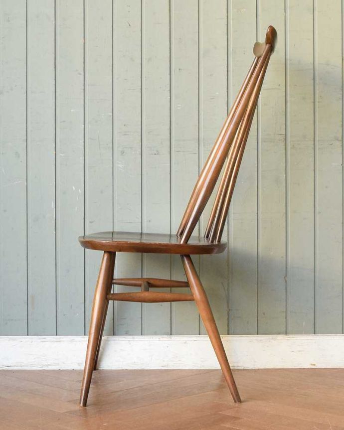 アーコールのゴールドスミスチェア（カラメル色・タグ付き）(ear-1-kt